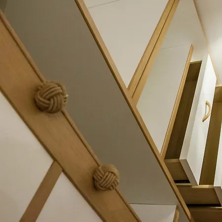 Apartment Charming Superior Milan